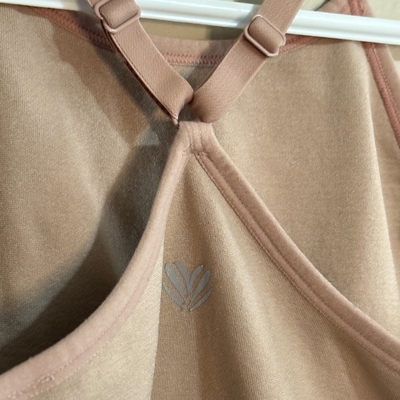 4/$10🎄Forever 21 Nude Halter Style Adjustable Straps Contour Sport Bra - Picture 11 of 11